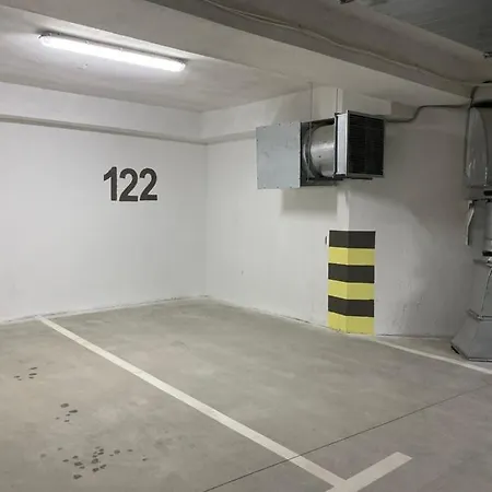 Sunshine Apartment *